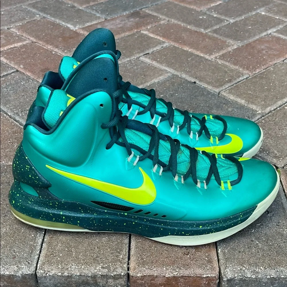 Nike KD5 ‘The Hulk’ basketball sneakers - Picture 1 of 11